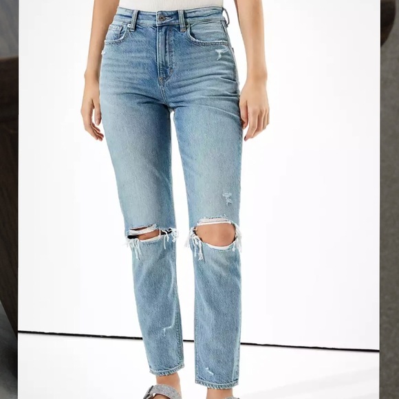 American Eagle Outfitters Denim - AE Ripped Mom Jeans